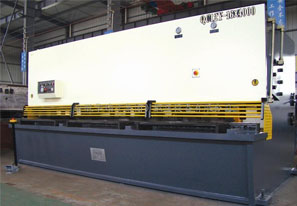 大型數控剪板機